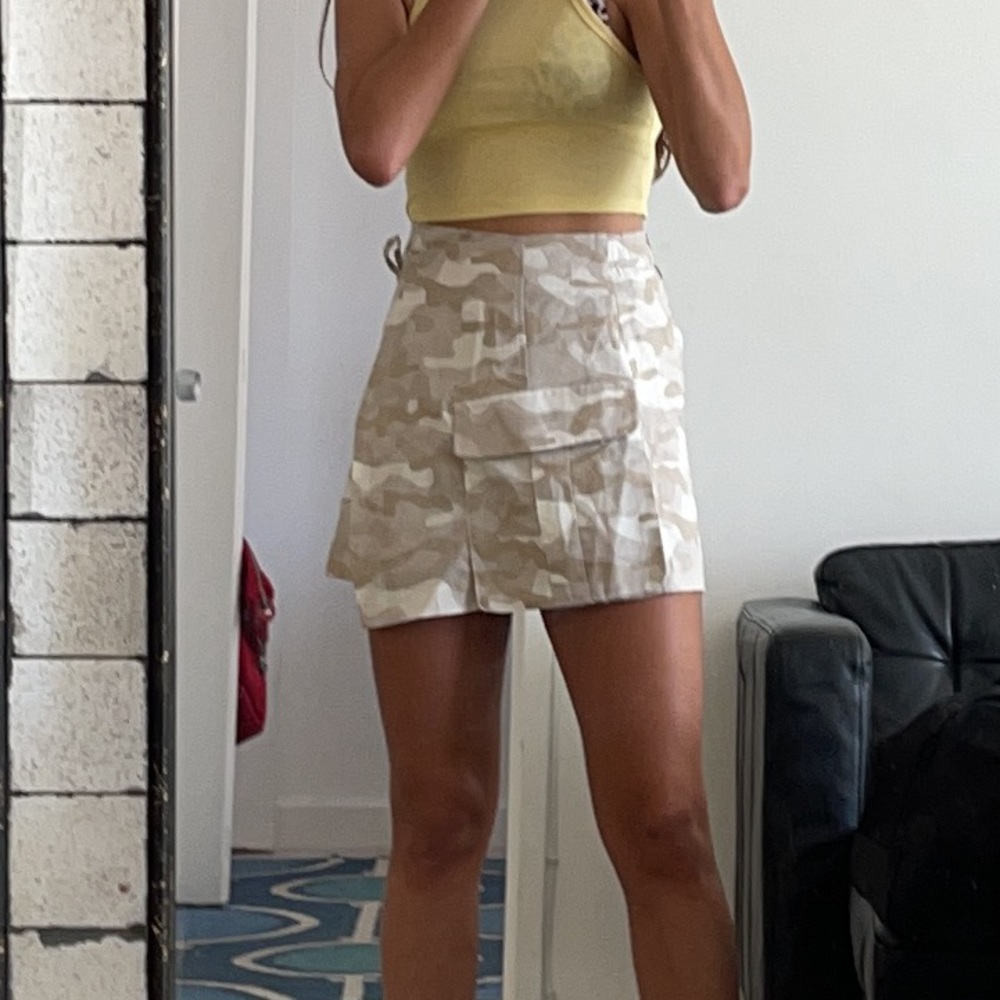 Mini Zara Cream Military print Skirt